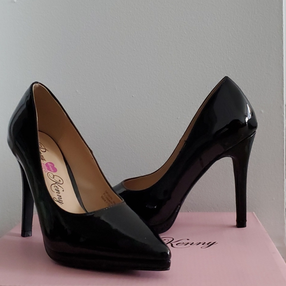Black patent pumps